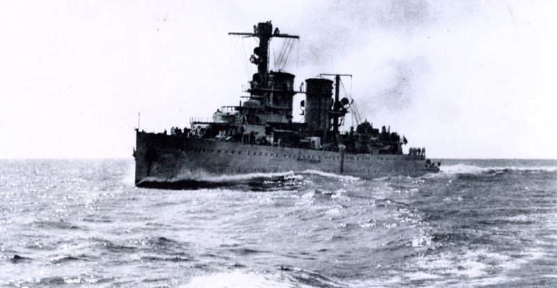 El HNLMS Java. Foto: NHHC Photograph Collection / Dominio público